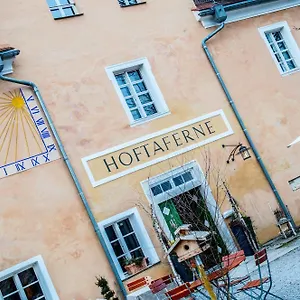 Hotel Schloss Neuburg - Hoftaferne, Neuburg am Inn
